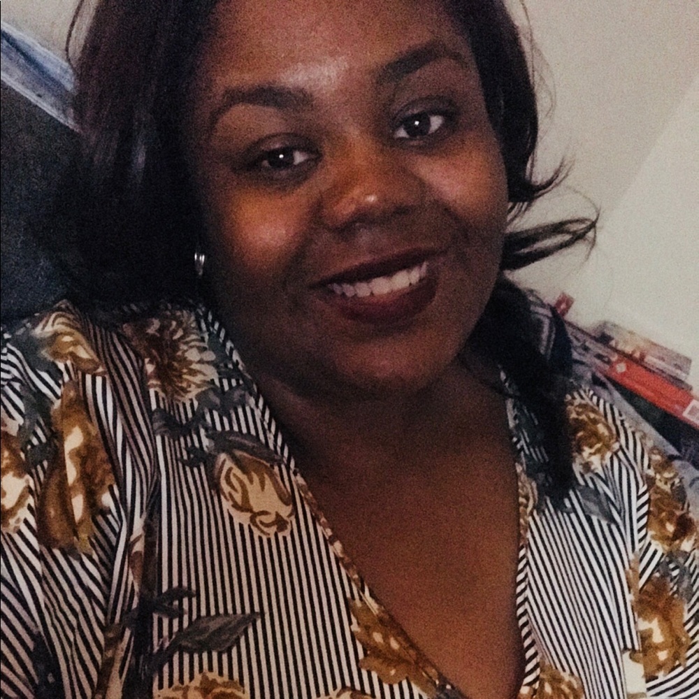 Meet your Posher, Andrea